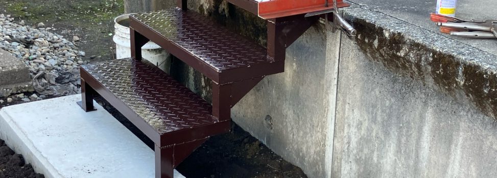 木製階段の修繕工事を行いました ～安全な階段に生まれ変わるまで～